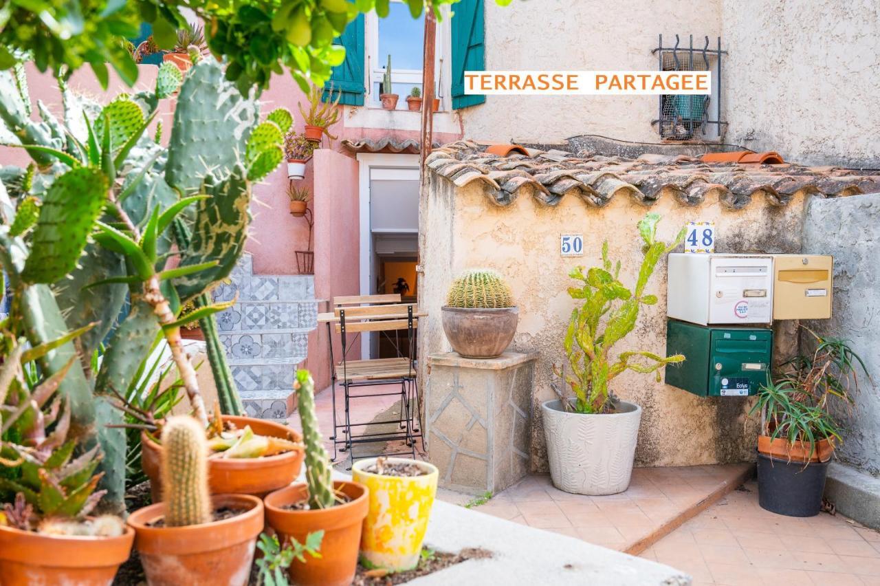 Exceptionnel, cocooning proche mer, petite terrasse- lesclésdenicole Carqueiranne Exterior foto